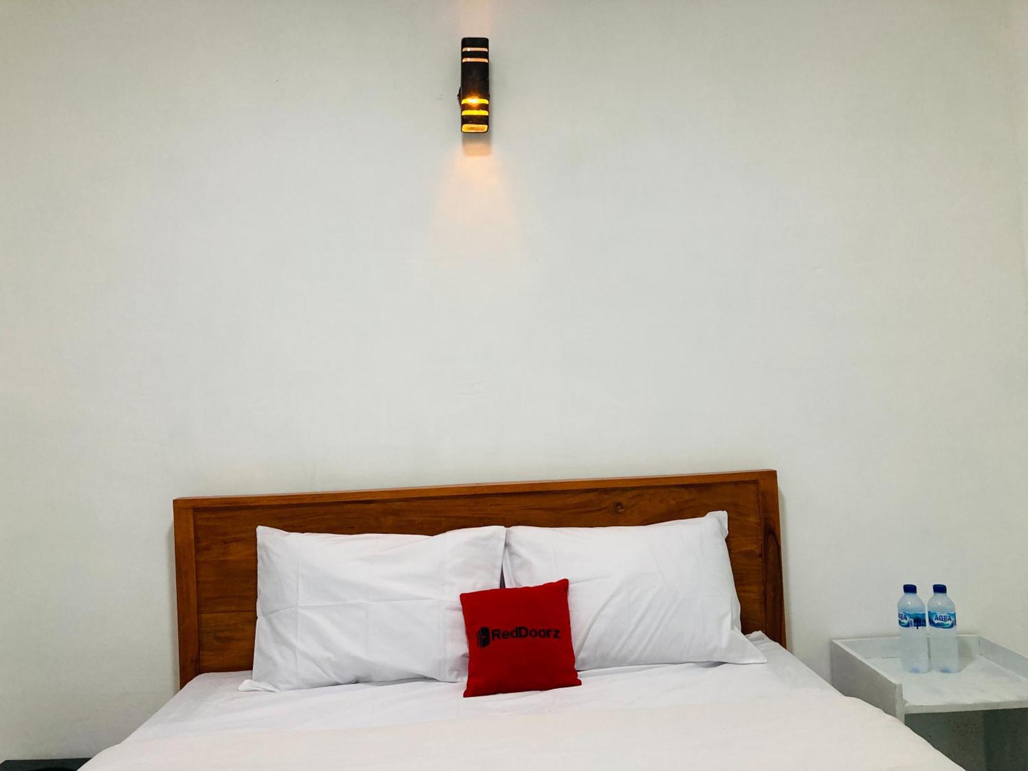ホテル Reddoorz Syariah Near Umy Yogyakarta 2 Ngabean エクステリア 写真