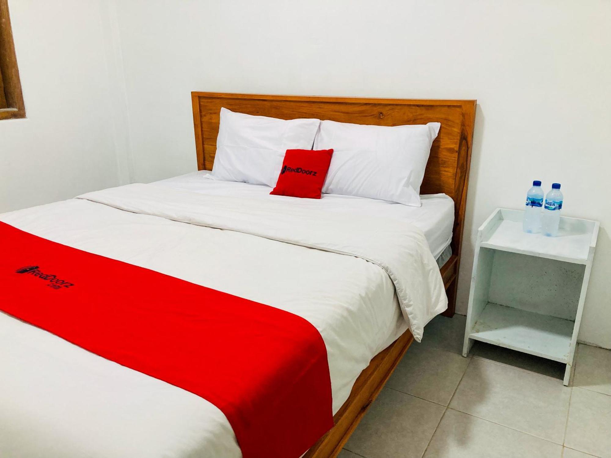 ホテル Reddoorz Syariah Near Umy Yogyakarta 2 Ngabean エクステリア 写真