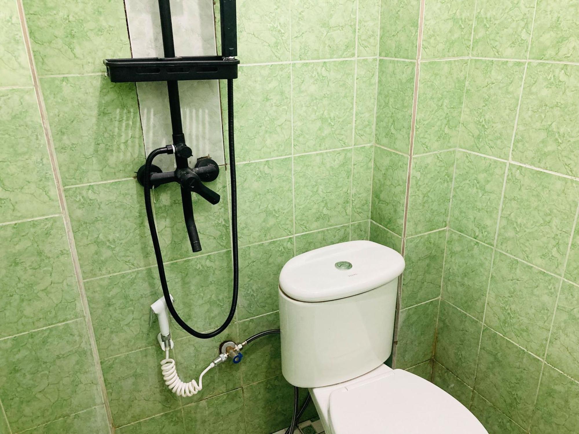 ホテル Reddoorz Syariah Near Umy Yogyakarta 2 Ngabean エクステリア 写真