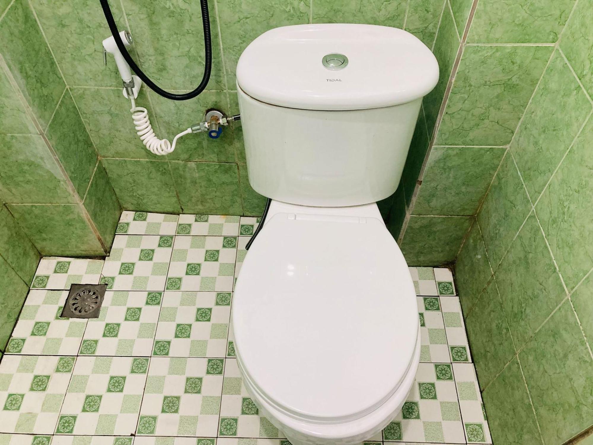 ホテル Reddoorz Syariah Near Umy Yogyakarta 2 Ngabean エクステリア 写真